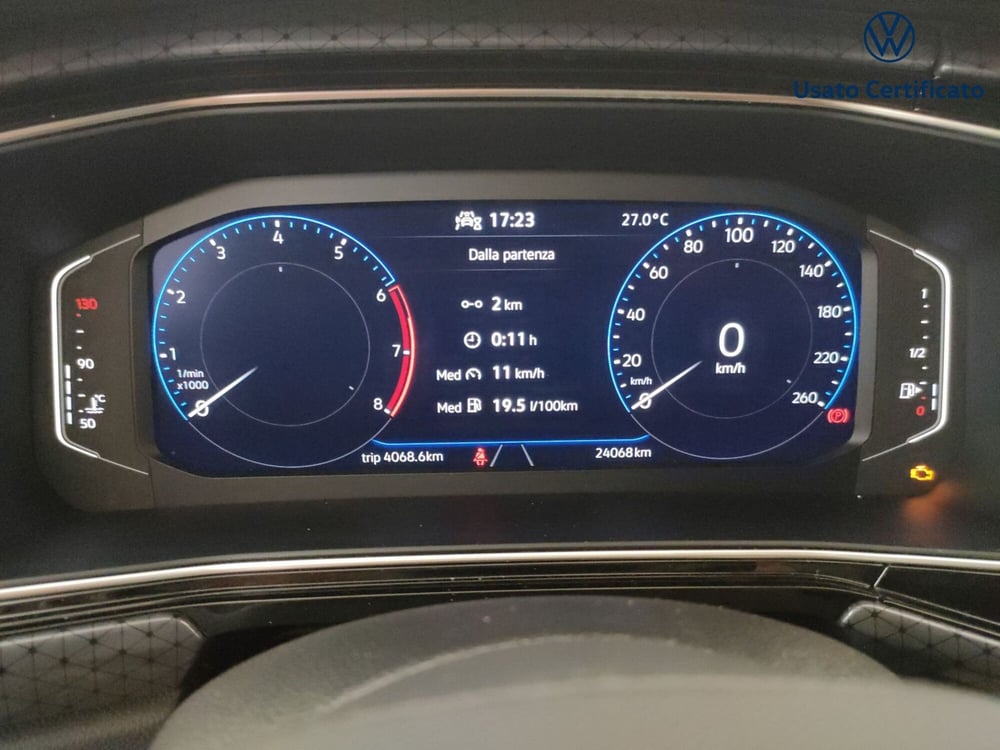 Volkswagen T-Cross usata a Varese (13)