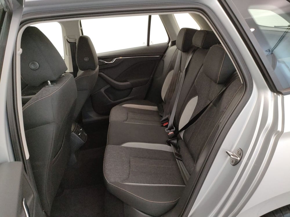 Skoda Kamiq usata a Varese (11)