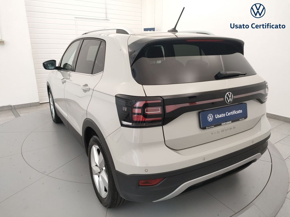 Volkswagen T-Cross usata a Varese (8)