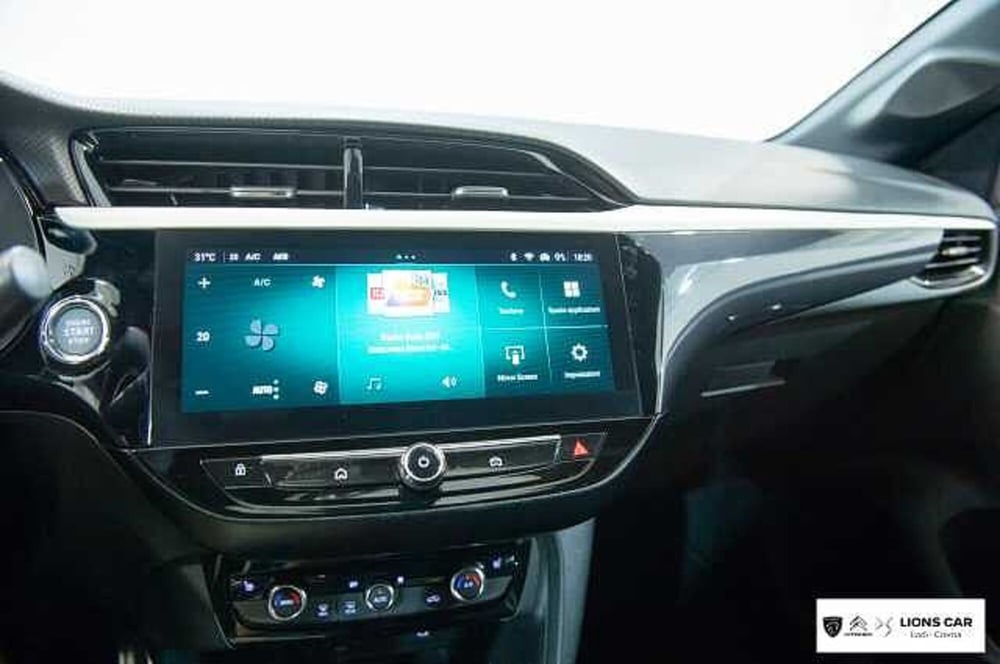 Opel Corsa nuova a Lodi (17)