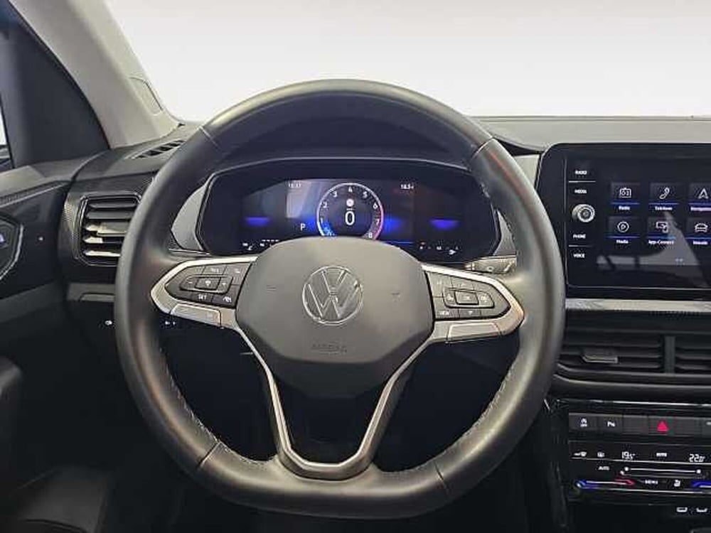 Volkswagen T-Cross usata a Lecco (11)