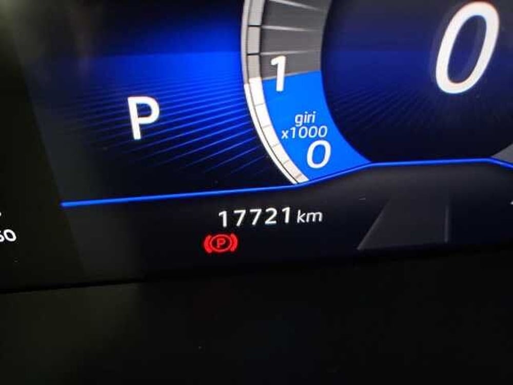 Volkswagen T-Cross usata a Lecco (18)