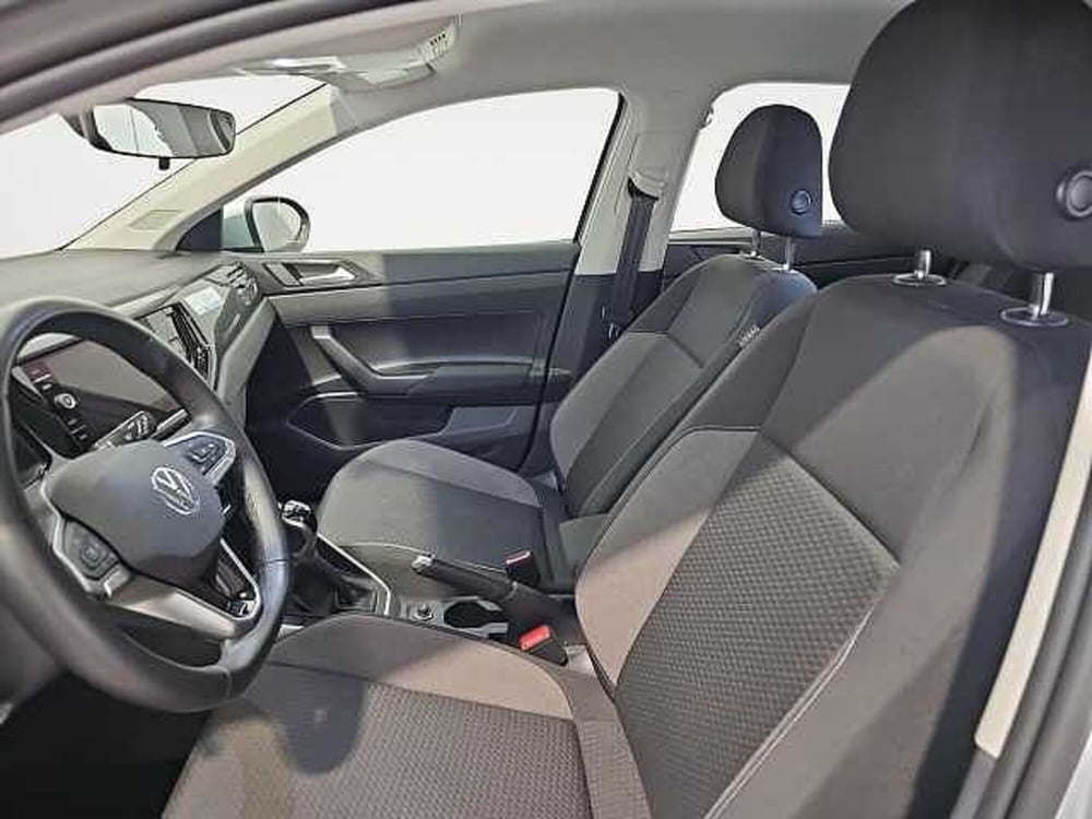 Volkswagen Taigo usata a Lecco (12)