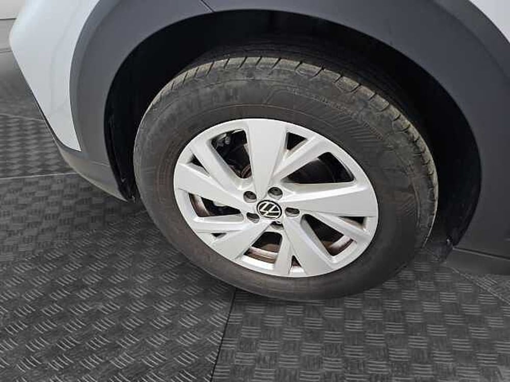 Volkswagen Taigo usata a Lecco (15)