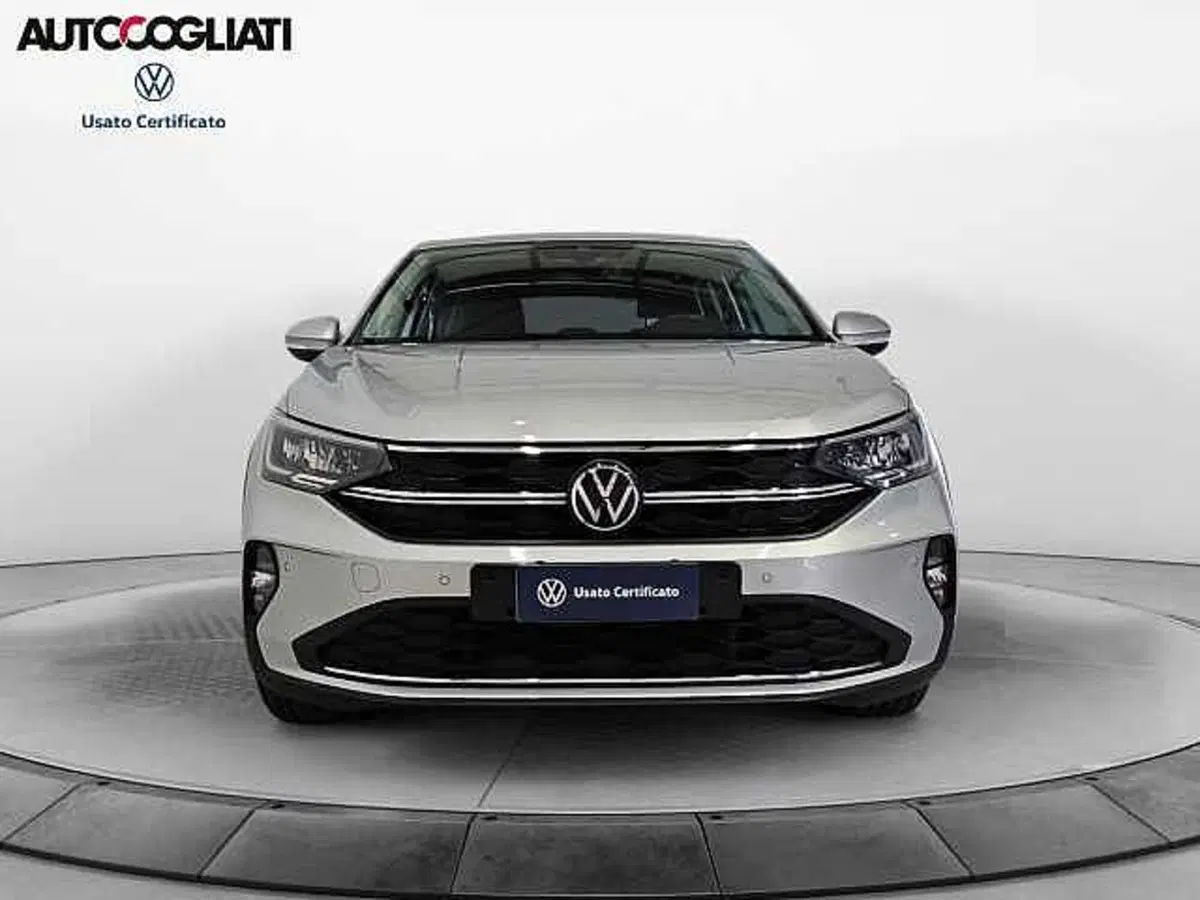 Volkswagen Taigo usata a Lecco (2)