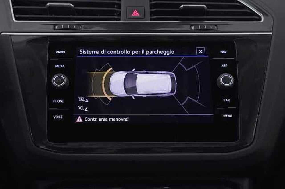 Volkswagen Tiguan usata a Como (16)