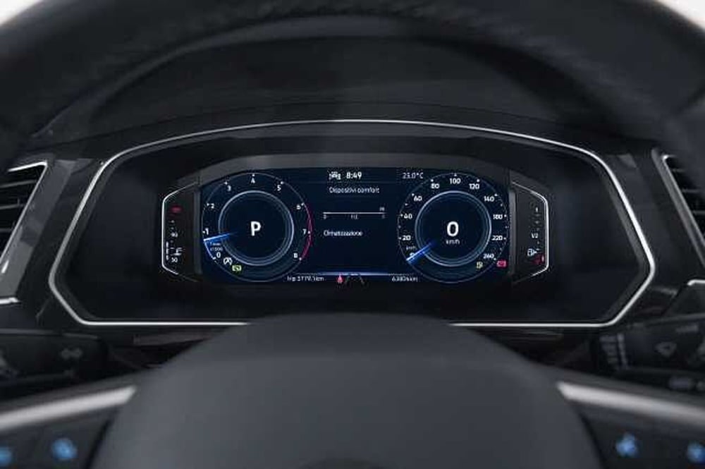 Volkswagen Tiguan usata a Como (20)