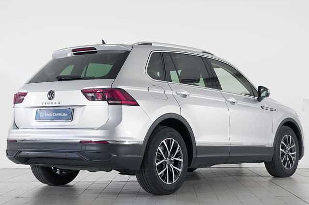 Volkswagen Tiguan usata a Como (4)