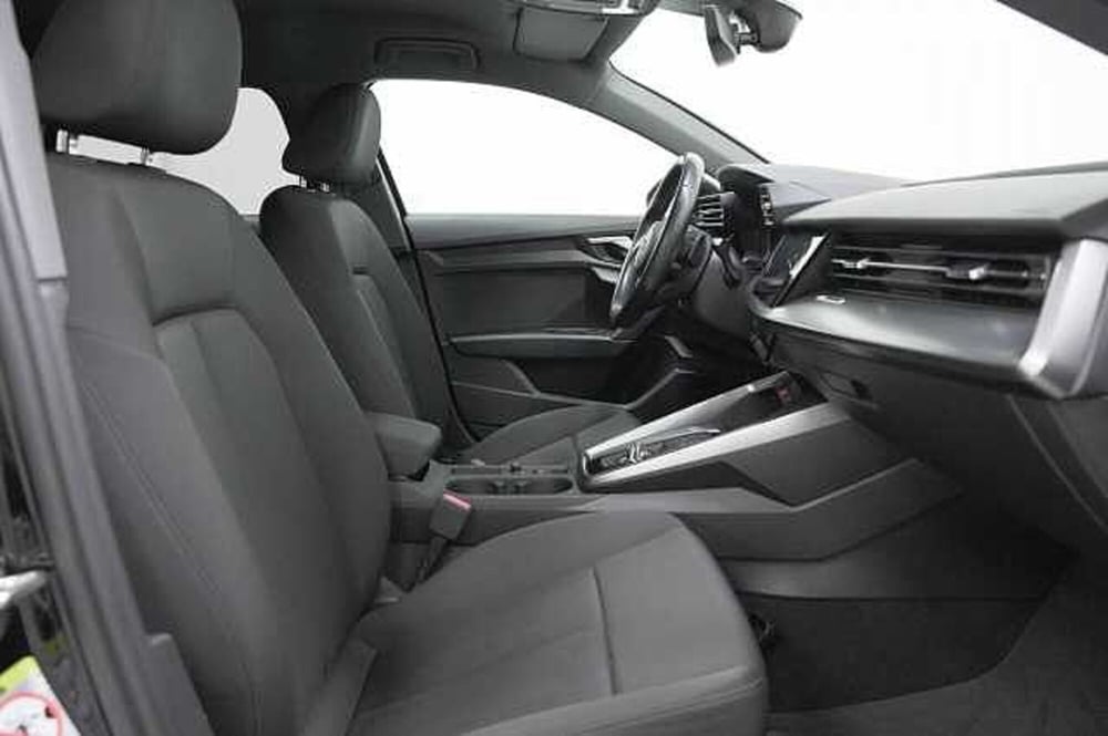 Audi A3 Sportback usata a Como (8)