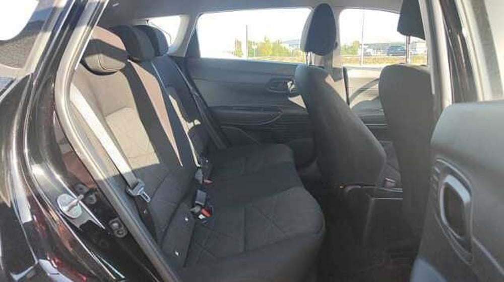 Hyundai Bayon usata a Firenze (12)