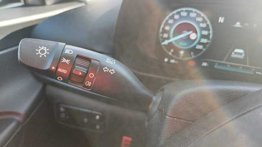 Hyundai Bayon usata a Firenze (18)