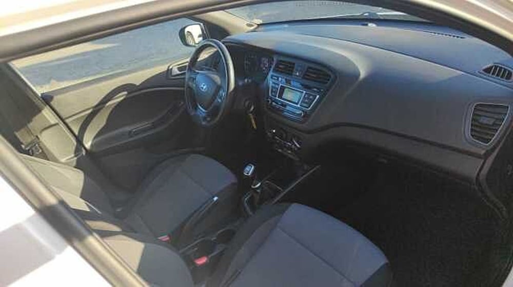Hyundai i20 usata a Firenze (11)