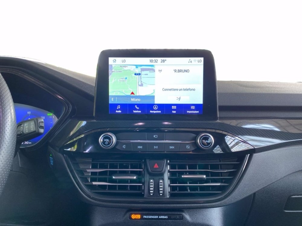 Ford Kuga usata a Milano (14)