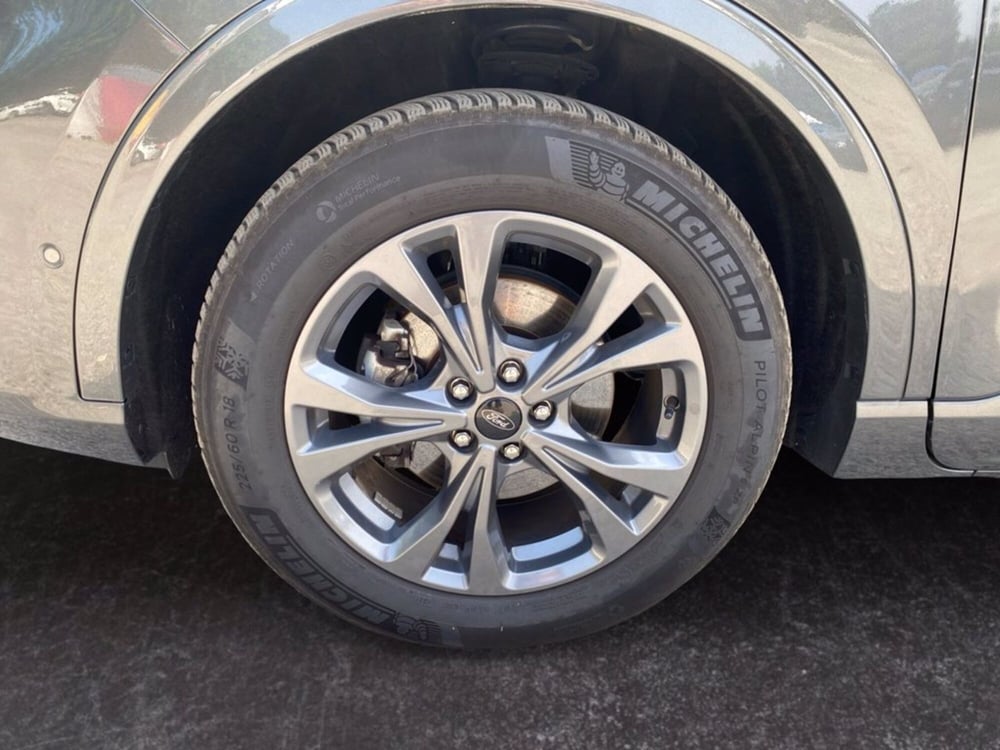 Ford Kuga usata a Milano (16)