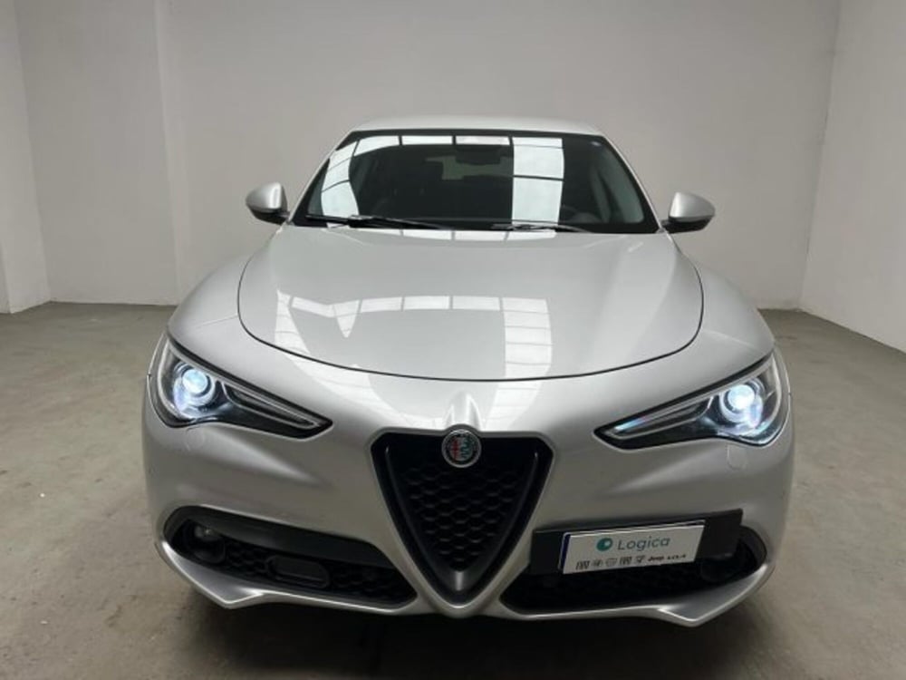 Alfa Romeo Stelvio usata a Biella (2)