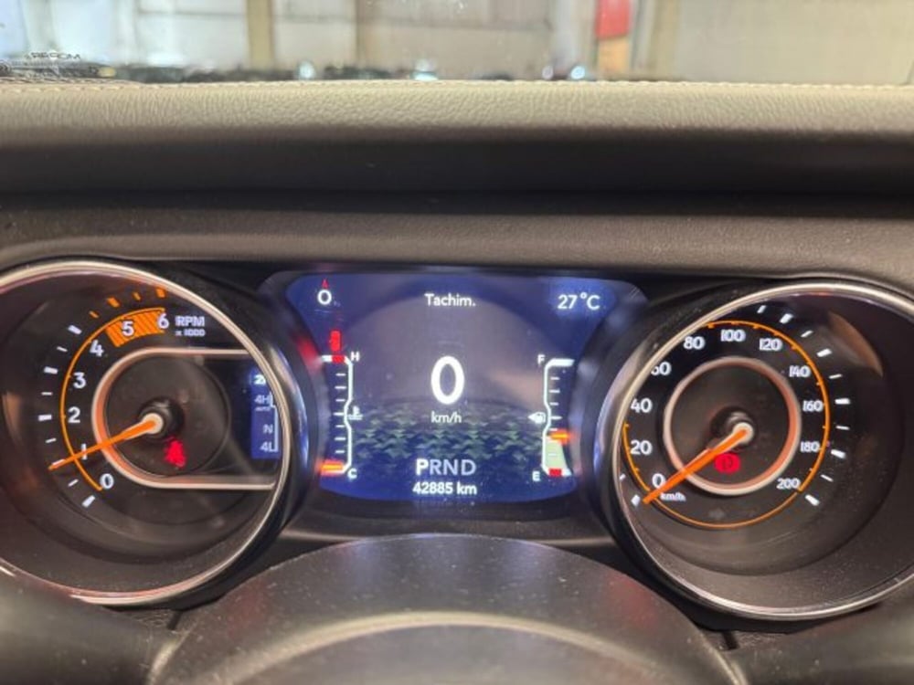Jeep Wrangler usata a Biella (6)