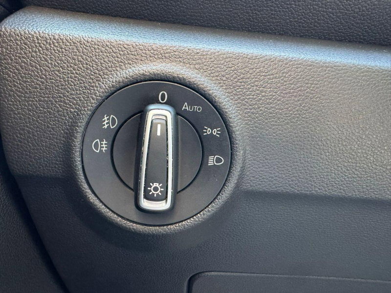 Volkswagen T-Roc usata a Lecce (15)