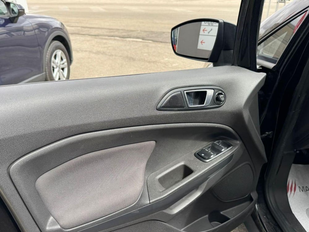 Ford EcoSport usata a Lecce (11)