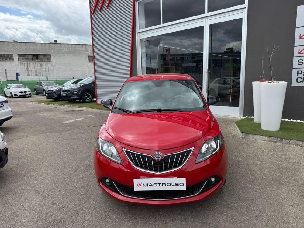 Lancia Ypsilon usata a Lecce (2)