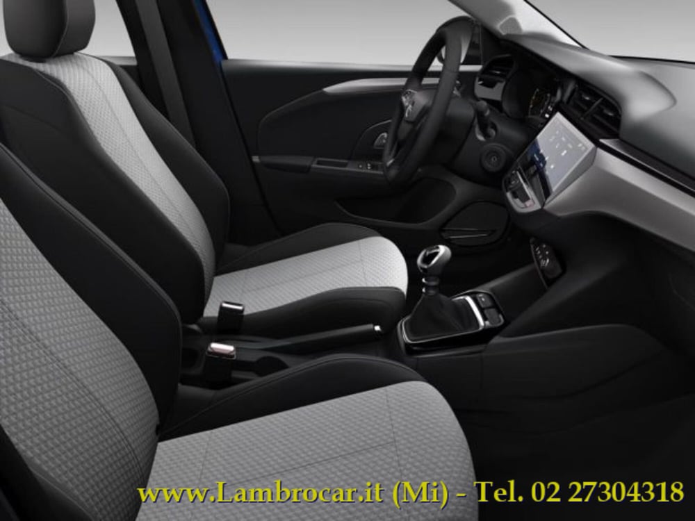 Opel Corsa nuova a Milano (6)