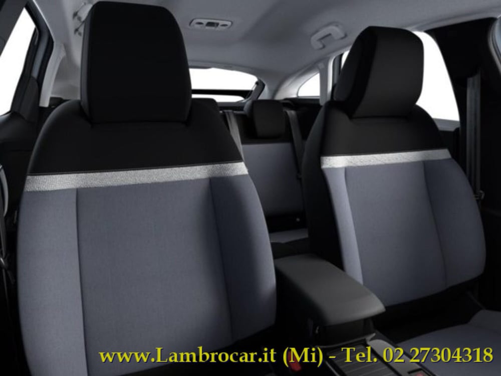 Citroen C4 nuova a Milano (8)