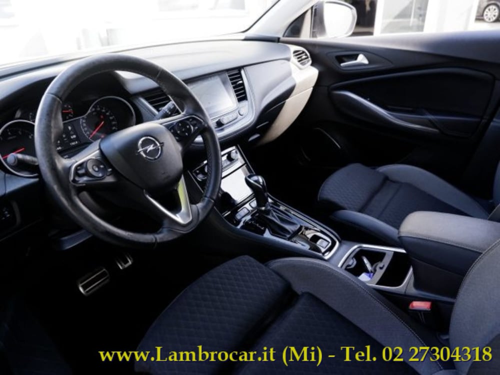 Opel Grandland X usata a Milano (3)