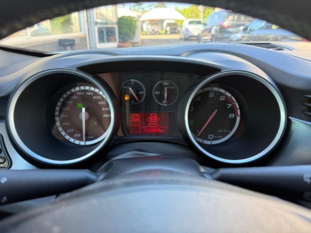 Alfa Romeo Giulietta usata a Bologna (13)
