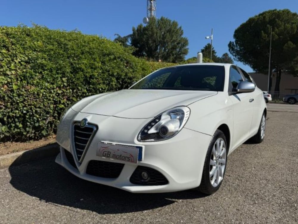 Alfa Romeo Giulietta usata a Bologna (2)