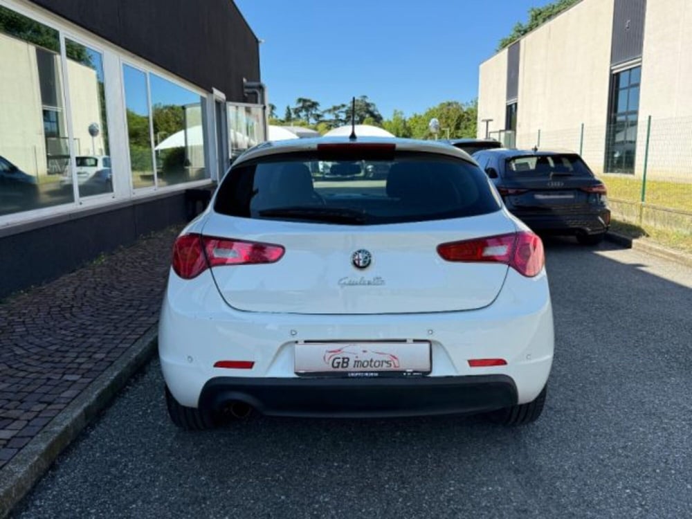 Alfa Romeo Giulietta usata a Bologna (6)