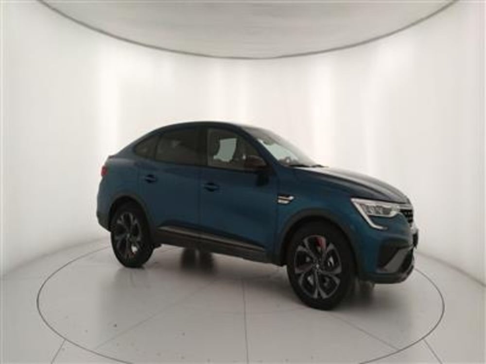 Renault Arkana usata a Bari (10)