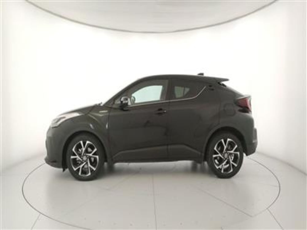 Toyota Toyota C-HR usata a Bari (3)