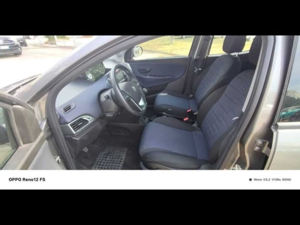 Lancia Ypsilon usata a Caltanissetta (10)