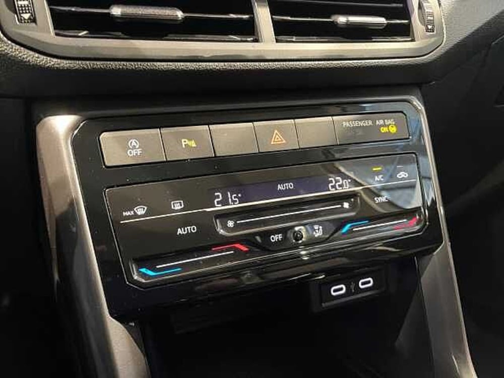 Volkswagen T-Cross usata a Ravenna (15)