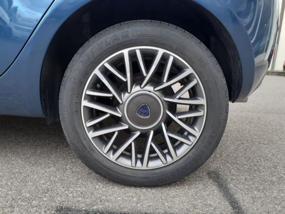 Lancia Ypsilon usata a Firenze (12)