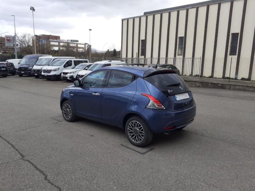 Lancia Ypsilon usata a Firenze (7)