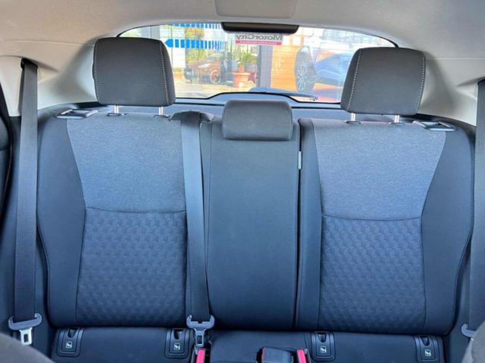 Toyota Yaris Cross usata a Roma (12)