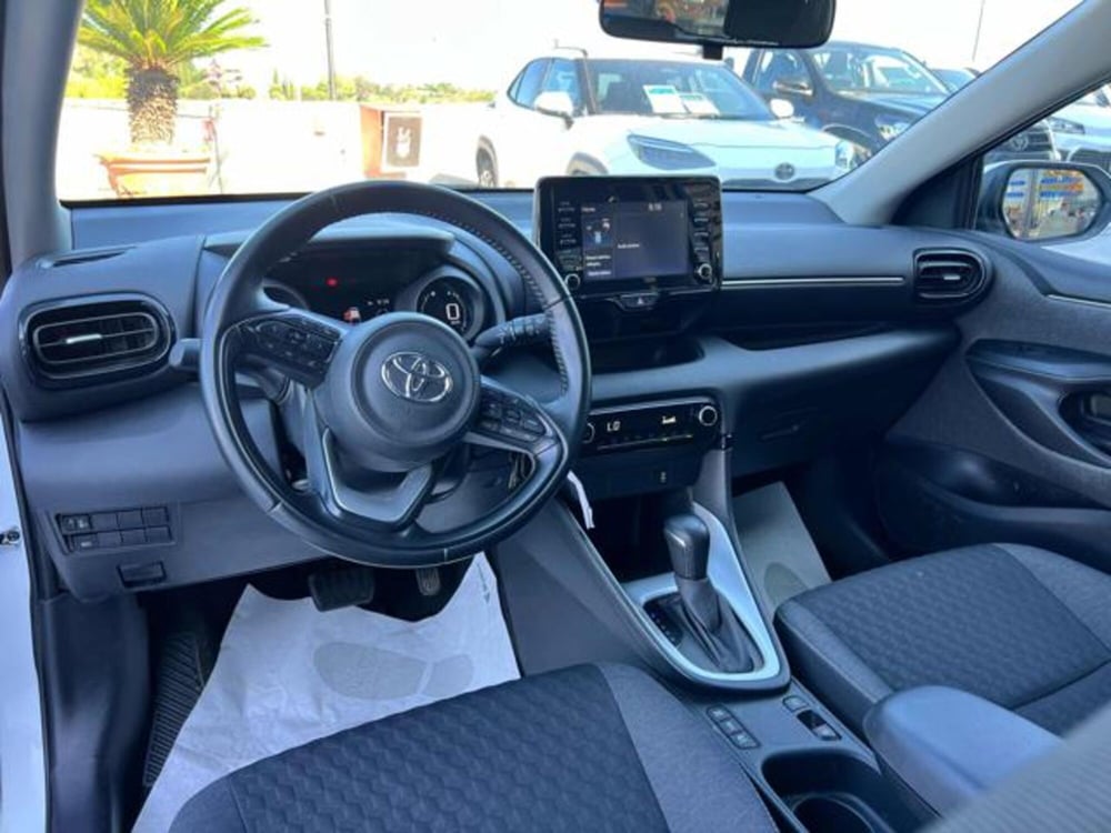 Toyota Yaris Cross usata a Roma (8)