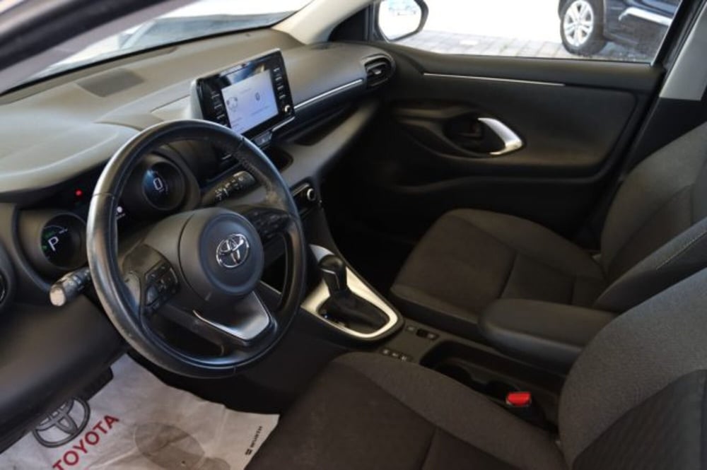 Toyota Yaris Cross usata a Roma (12)