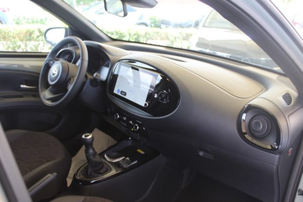 Toyota Aygo X nuova a Roma (6)
