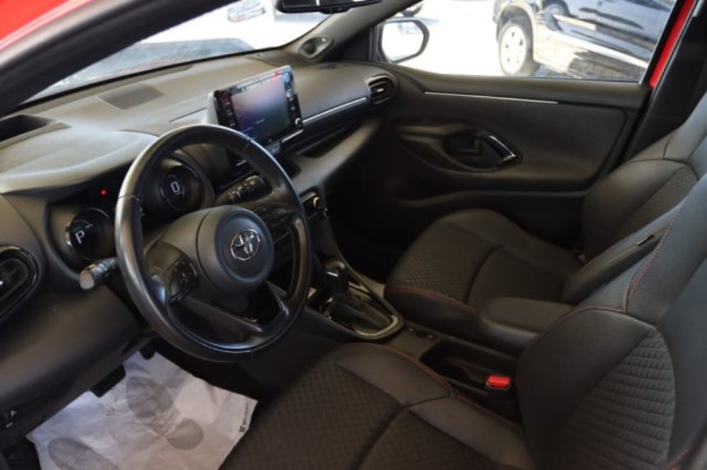 Toyota Yaris Cross usata a Roma (12)