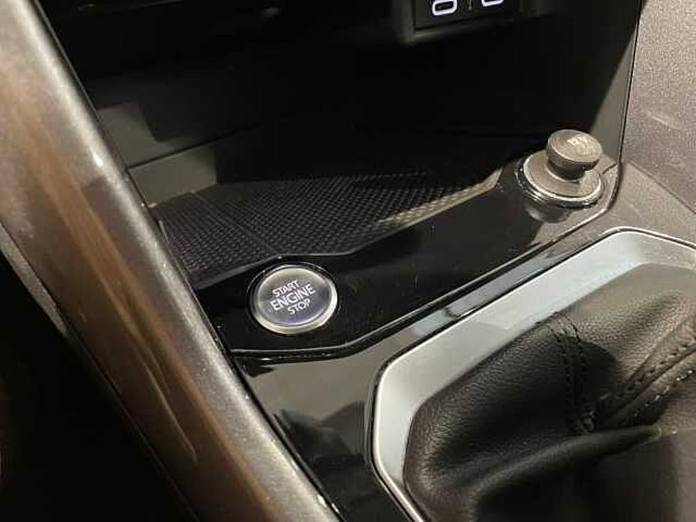 Volkswagen T-Roc usata a Ravenna (15)