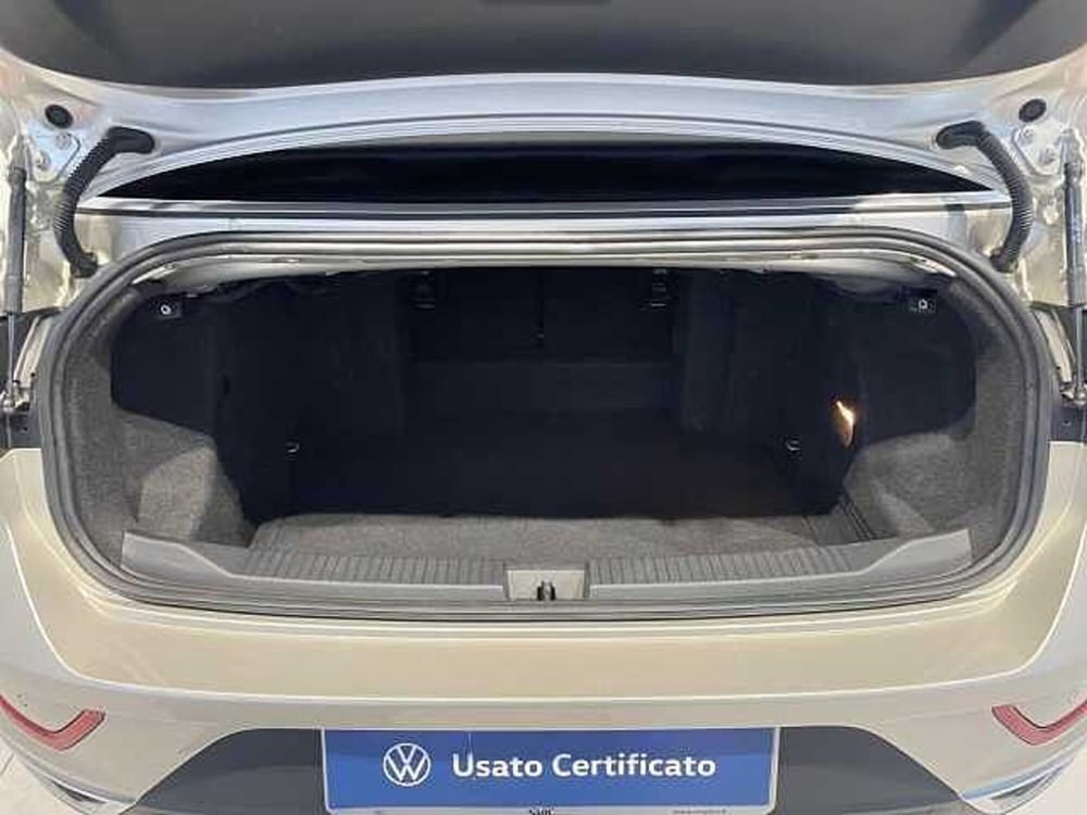Volkswagen T-Roc Cabrio usata a Ravenna (13)