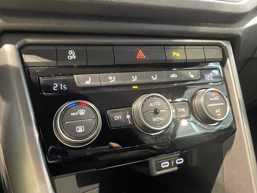 Volkswagen T-Roc Cabrio usata a Ravenna (16)
