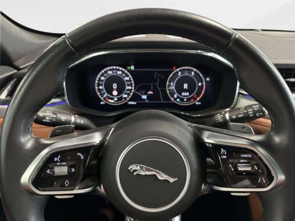 Jaguar F-Pace usata a Siena (15)