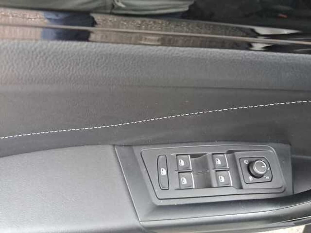 Volkswagen T-Roc usata a Ravenna (13)