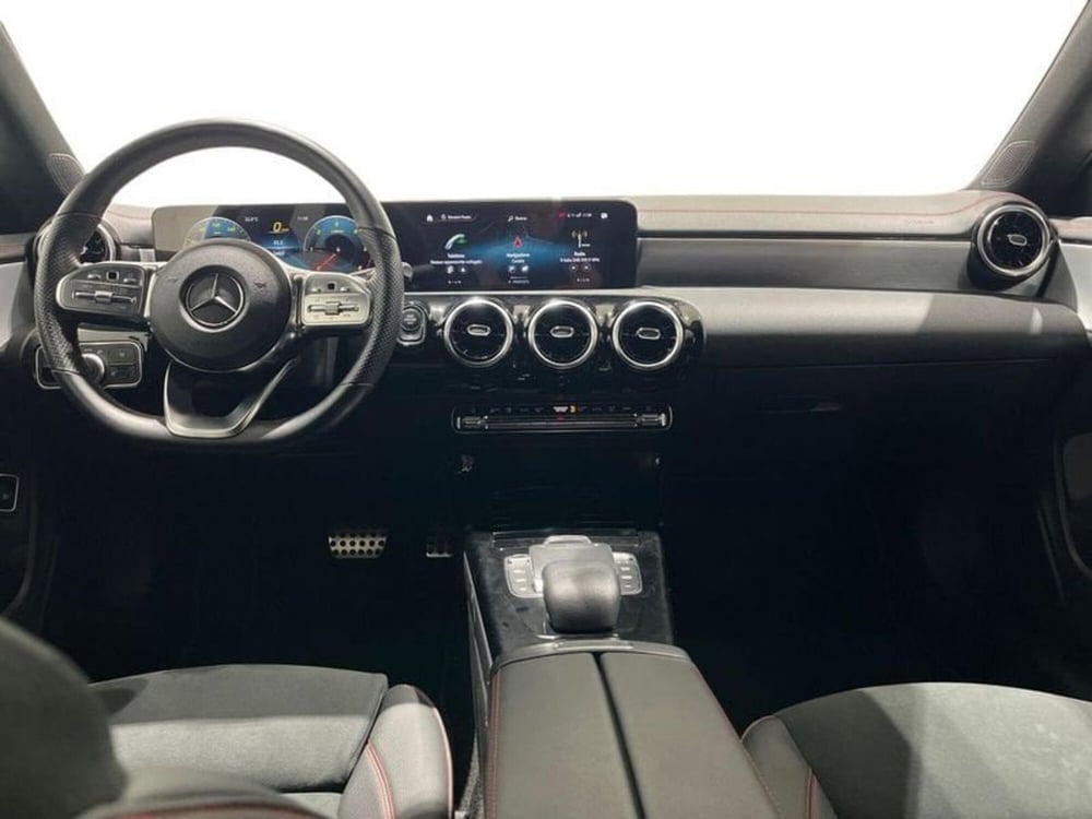 Mercedes-Benz CLA Shooting Brake usata a Napoli (11)
