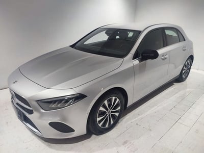Mercedes-Benz Classe A 180 d Progressive Advanced Plus auto del 2023 usata a Cardito