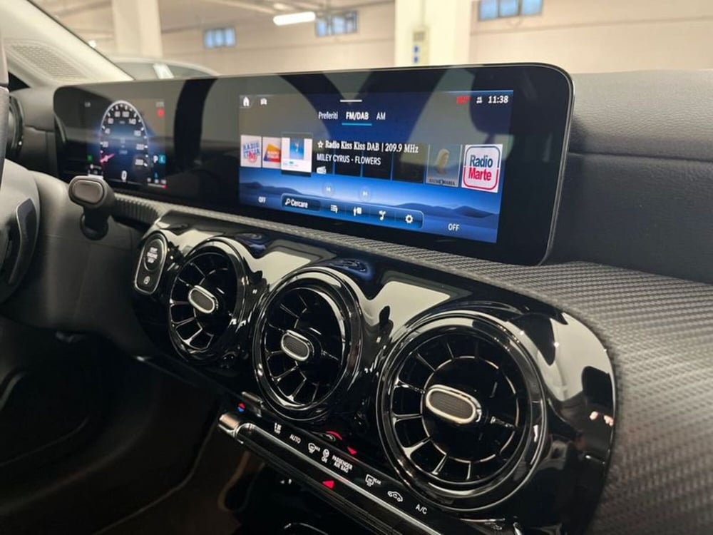 Mercedes-Benz Classe A usata a Napoli (12)