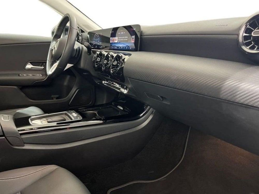 Mercedes-Benz Classe A usata a Napoli (15)