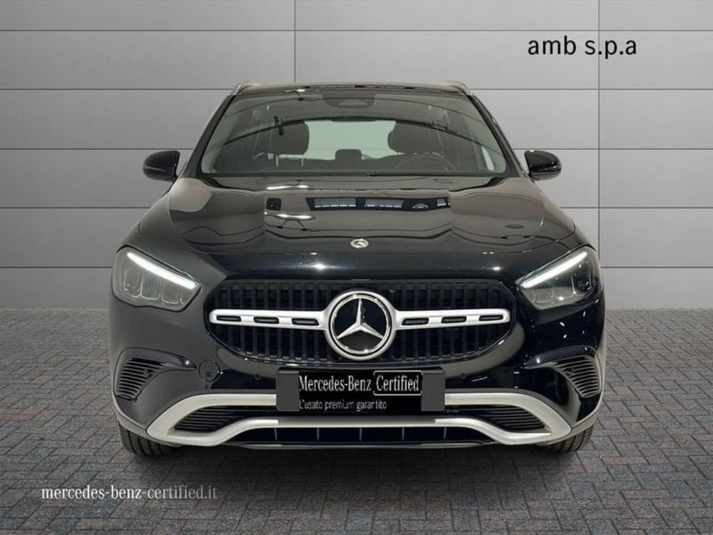 Mercedes-Benz GLA SUV usata a Napoli (3)